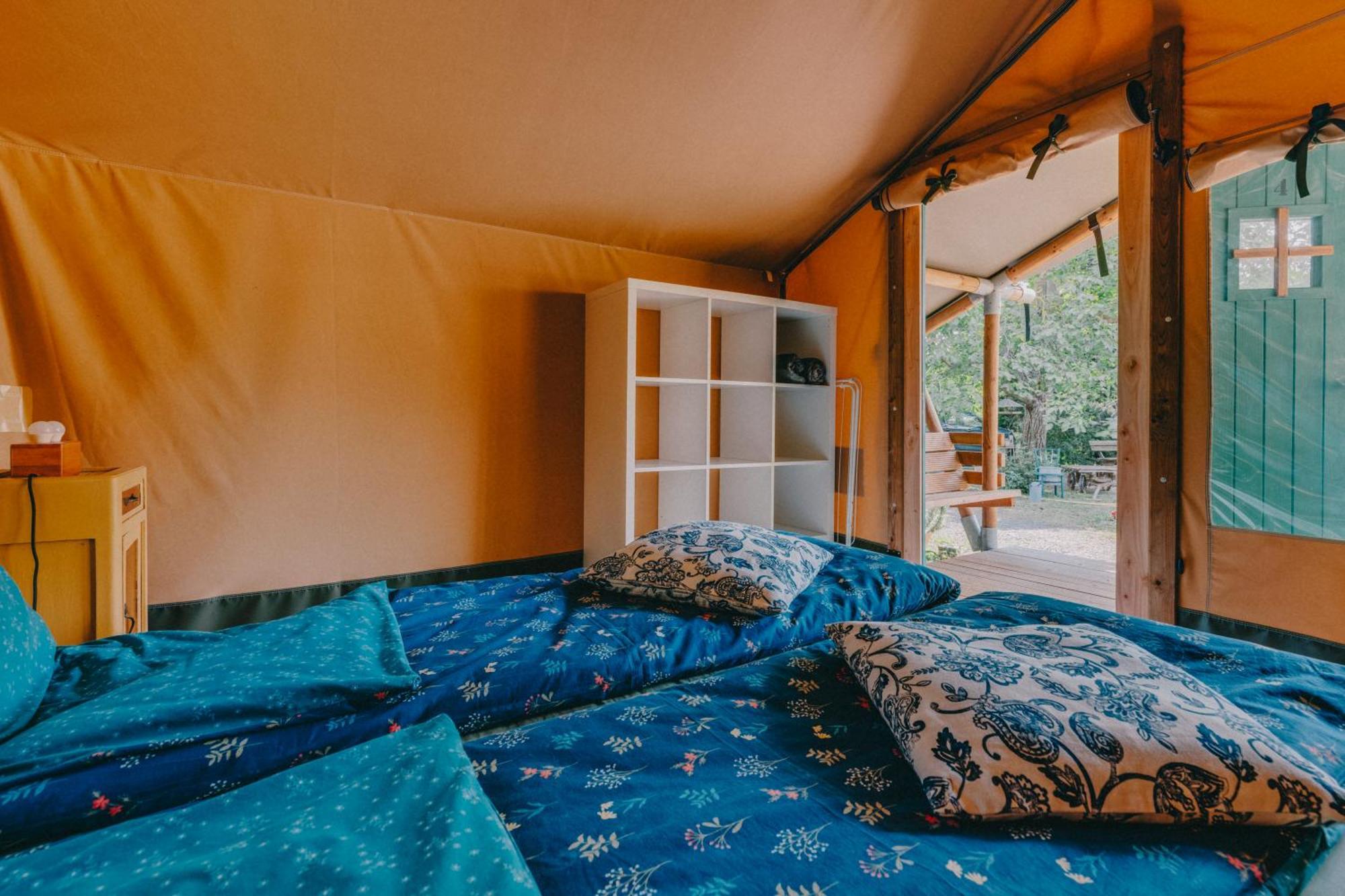 Rendes Glamping Hotel Balatonrendes Exterior photo